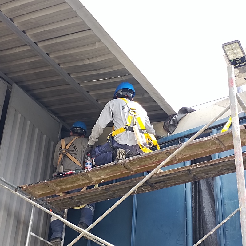 MANTENIMINETO DE PORTONES CORREDIZOS